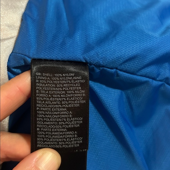 Women’s North Face ski jacket with recco - Picture 16 of 16